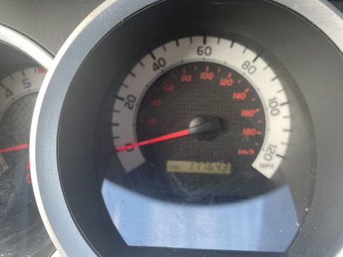 Used 2015 Toyota Tacoma PreRunner w/ Convenience Package RWD image 7