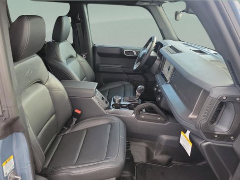 New 2025 Ford Bronco Badlands w/ Sasquatch Package image 26