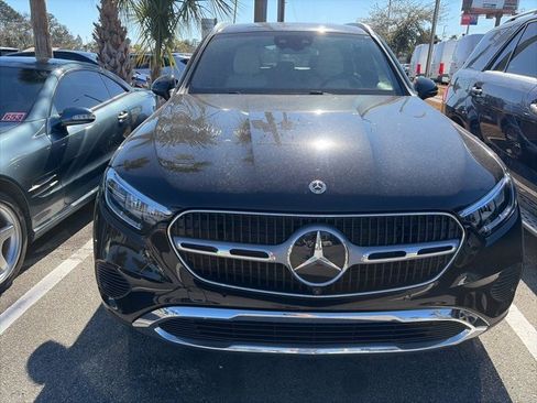 Used 2025 Mercedes-Benz GLC 300 GLC 300 image 3