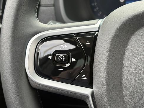 New 2026 Volvo XC90 B5 Core w/ Protection Package Premier image 18