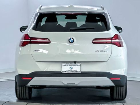 Used 2026 BMW X3 xDrive30 w/ Premium Package image 7