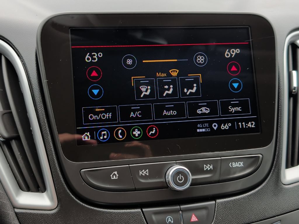 Used 2024 Chevrolet Malibu LT FWD image 21