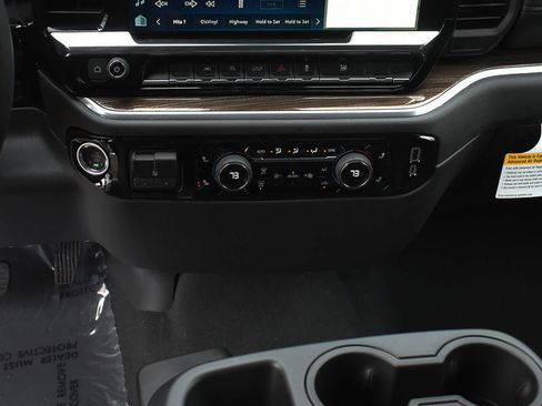 New 2026 Chevrolet Silverado 1500 LT image 14