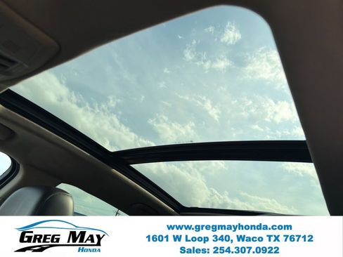 Used 2017 Buick Envision Essence w/ LPO, Hit The Road Package FWD image 15