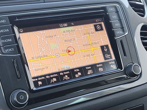 Used 2016 Volkswagen Tiguan SE image 30