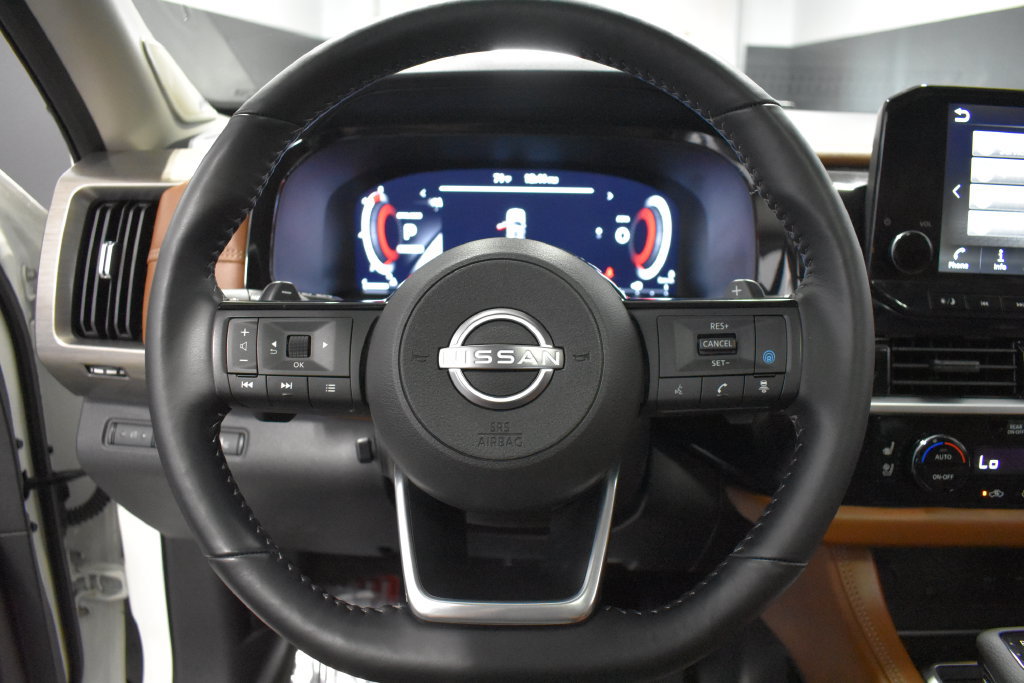 Certified 2024 Nissan Pathfinder Platinum AWD/4WD image 29