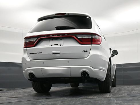 Used 2018 Dodge Durango R/T w/ Blacktop Package RWD image 21