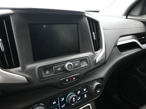 Used 2023 GMC Terrain SLE w/ Driver Convenience Package image 19