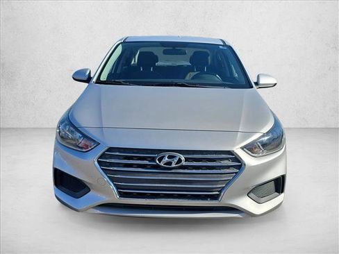 Used 2019 Hyundai Accent SE image 2