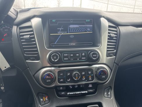 Used 2018 Chevrolet Tahoe LT image 18