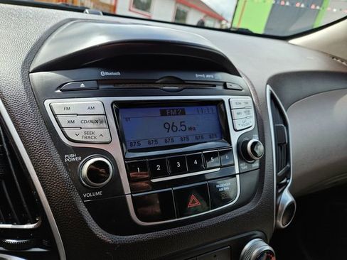 Used 2011 Hyundai Tucson GLS image 20