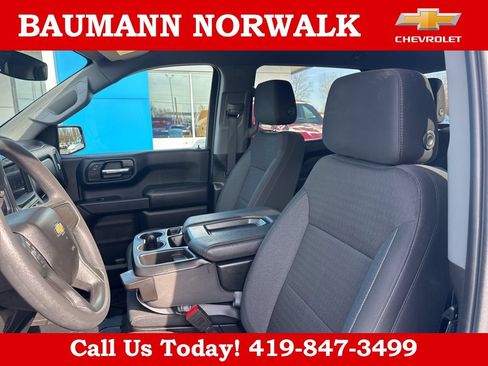 Used 2024 Chevrolet Silverado 1500 Custom w/ LPO, Dark Essentials Package AWD/4WD image 17