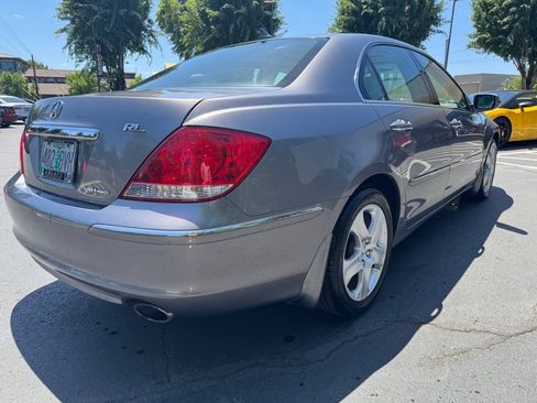 Used 2005 Acura RL AWD/4WD image 5