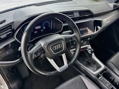 Used 2024 Audi Q3 2.0T Premium image 12