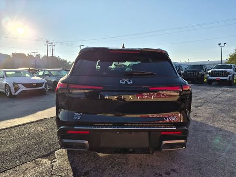 Used 2023 INFINITI QX60 Sensory w/ Vision Package AWD/4WD image 3