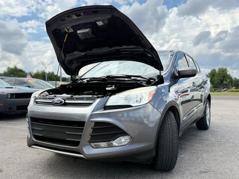 Used 2014 Ford Escape SE FWD image 14