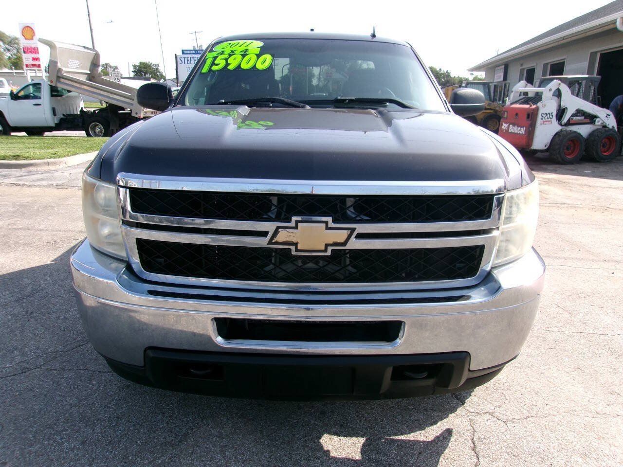 Used 2011 Chevrolet Silverado 2500 LT AWD/4WD image 8