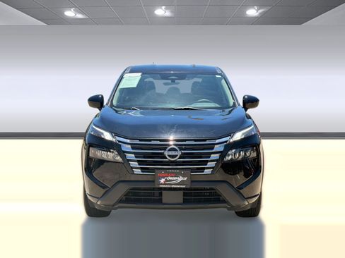 Used 2024 Nissan Rogue SV AWD/4WD image 6