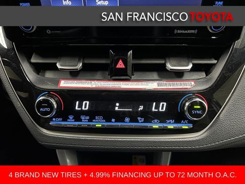 Certified 2022 Toyota Corolla Cross XLE image 28