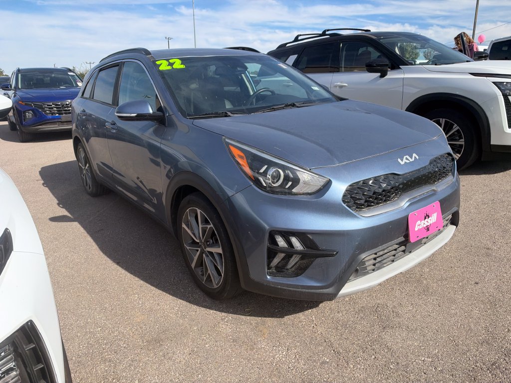 Used 2022 Kia Niro Touring Special Edition FWD image 4