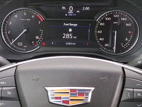 Used 2024 Cadillac XT5 Luxury w/ LPO, Floor Liner Package image 9