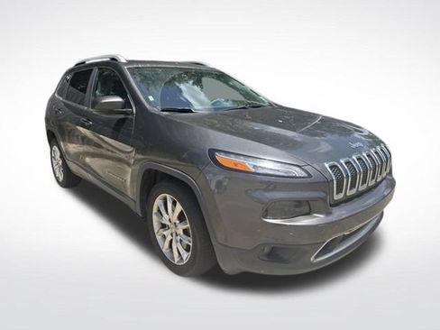 Used 2017 Jeep Cherokee Limited FWD image 1