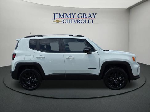 Used 2022 Jeep Renegade Altitude w/ Convenience Group AWD/4WD image 6