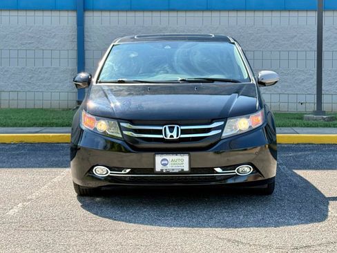 Used 2015 Honda Odyssey Touring image 2