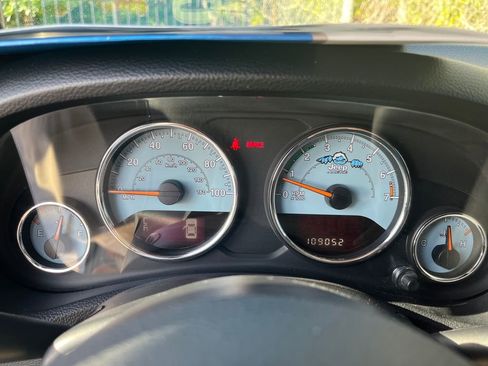 Used 2012 Jeep Wrangler Sahara image 22