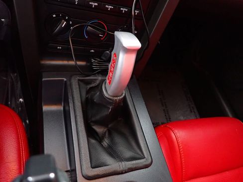 Used 2006 Ford Mustang GT Premium RWD image 5