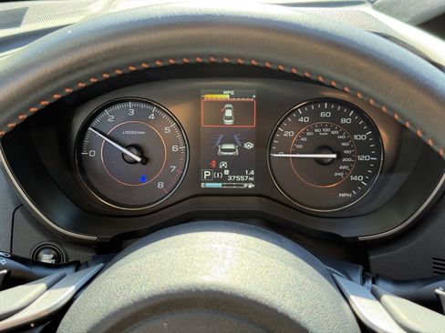 Used 2021 Subaru Crosstrek 2.0i Premium w/ Moonroof Package image 18