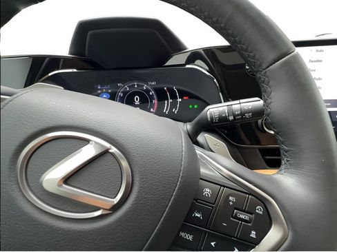 Used 2024 Lexus NX 250 FWD image 43