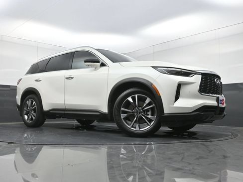 Used 2023 INFINITI QX60 Luxe FWD image 28