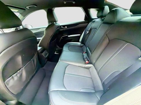 Used 2022 Kia K5 GT-Line FWD image 16