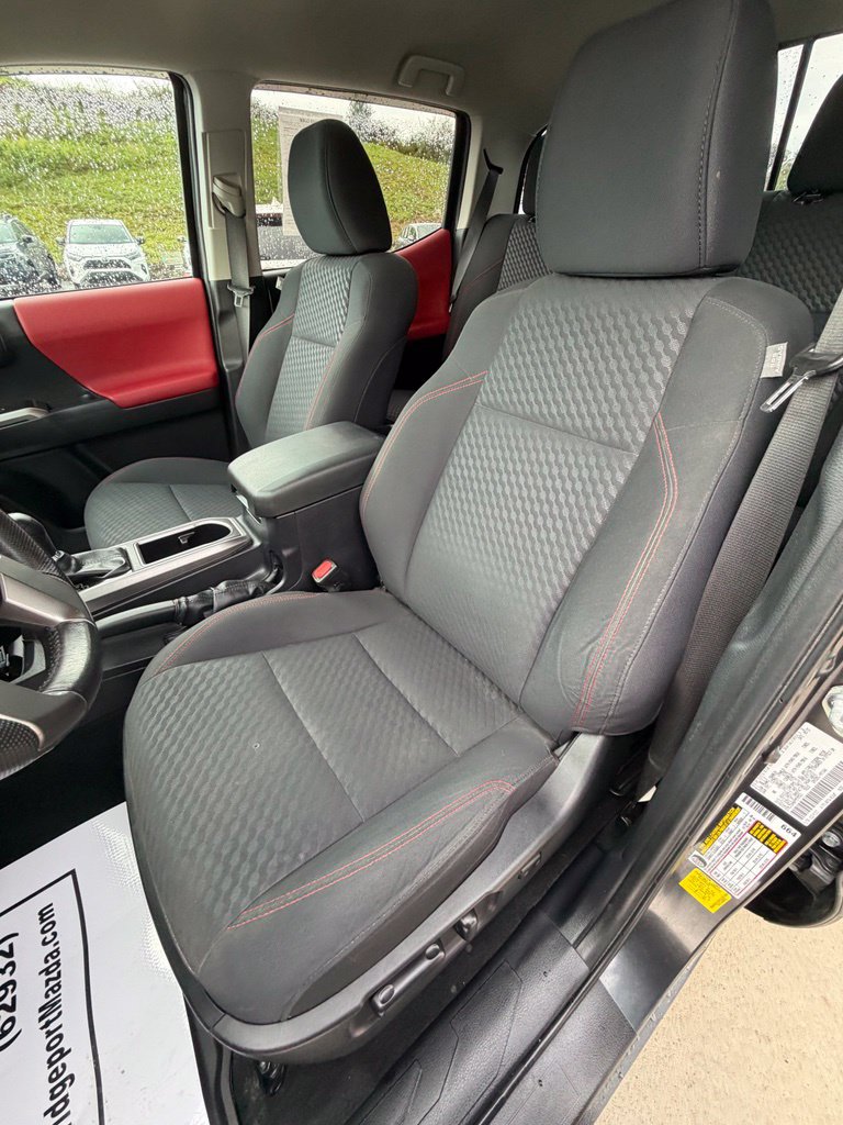 Used 2023 Toyota Tacoma SR5 AWD/4WD image 16