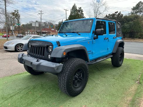 Used 2017 Jeep Wrangler Unlimited Sport w/ Quick Order Package 23S image 3