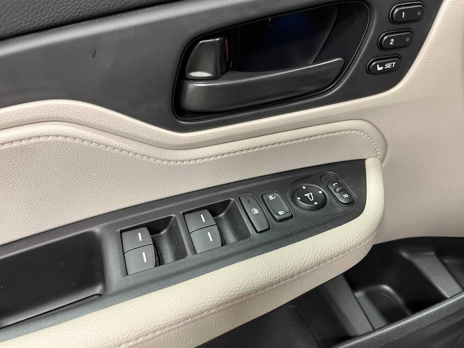 New 2027 Honda Odyssey EX-L image 14