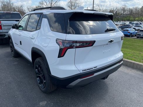 New 2026 Chevrolet Equinox LT image 4