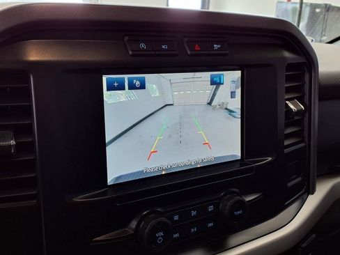 Used 2021 Ford F150 XLT AWD/4WD image 4