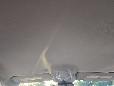 Used 2017 Chevrolet Equinox LS image 39