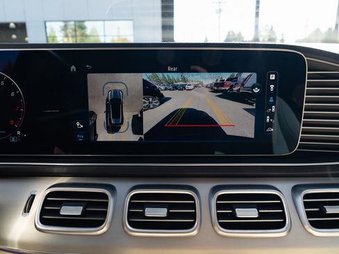 Used 2024 Mercedes-Benz GLE 350 4MATIC image 15