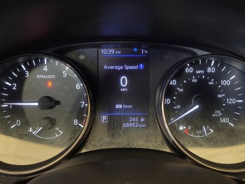 Used 2021 Nissan Rogue Sport S image 23