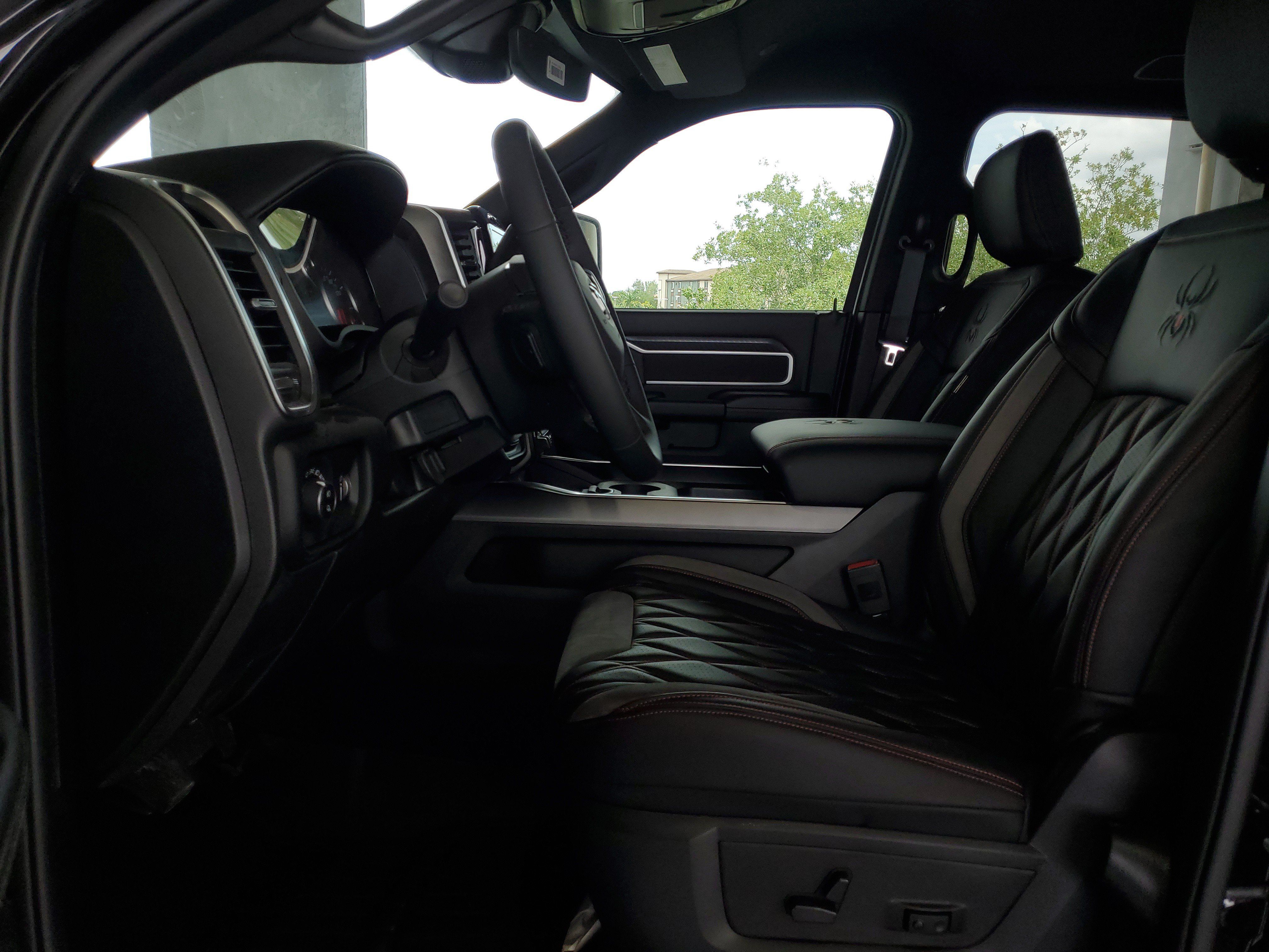 New 2025 RAM 2500 Big Horn AWD/4WD image 16