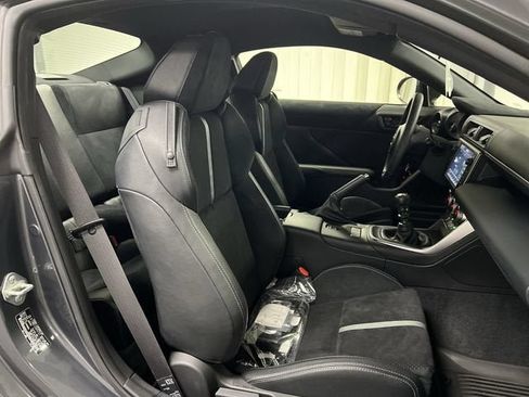 Used 2025 Toyota GR86 Premium RWD image 25
