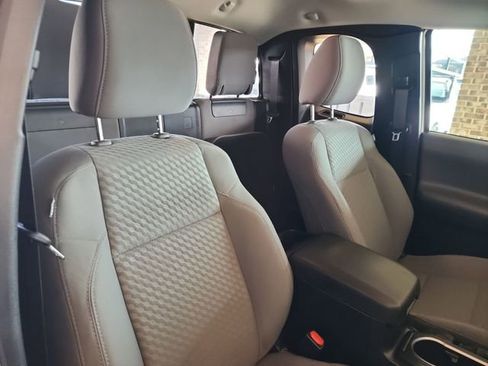 Used 2022 Toyota Tacoma 2WD Access Cab image 15