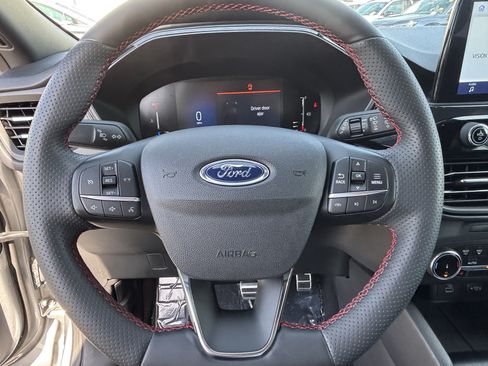Used 2023 Ford Escape ST-Line AWD/4WD image 24