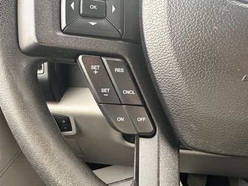 Used 2017 Ford F150 XL w/ Equipment Group 101A Mid AWD/4WD image 30