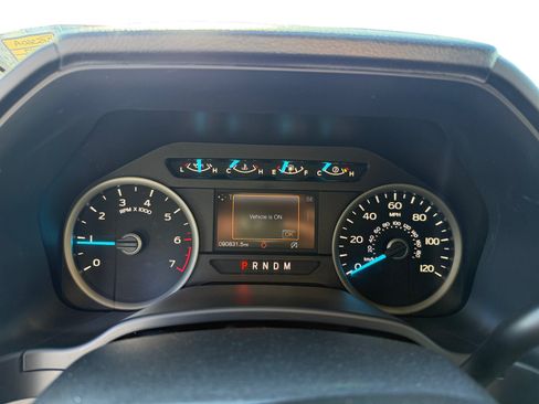 Used 2019 Ford F150 XLT w/ Equipment Group 302A Luxury RWD image 11