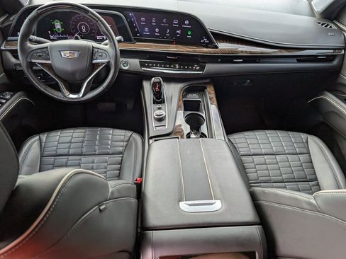 Certified 2024 Cadillac Escalade Sport Platinum w/ LPO, ONYX Package image 17