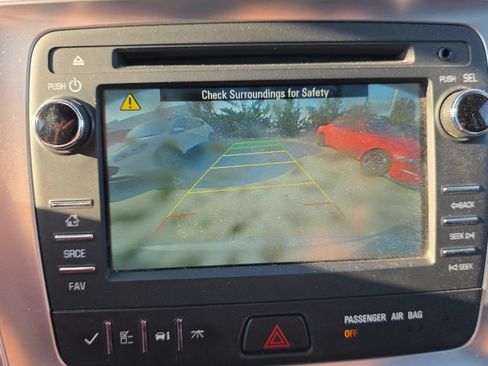 Used 2016 GMC Acadia SLT FWD image 20
